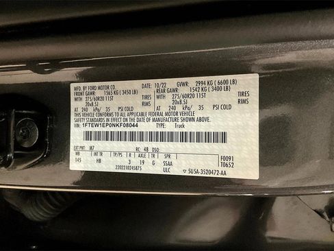 Certified 2022 Ford F150 Lariat w/ Equipment Group 502A High image 29