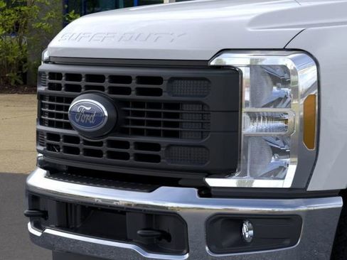 New 2026 Ford F350 XL w/ XL Driver Assist Package image 17