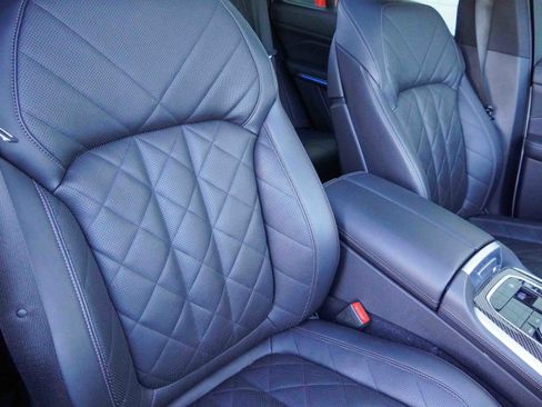 Certified 2023 BMW X5 M50i w/ Executive Package image 16