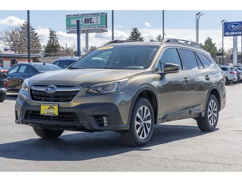 Used 2020 Subaru Outback Premium image 7