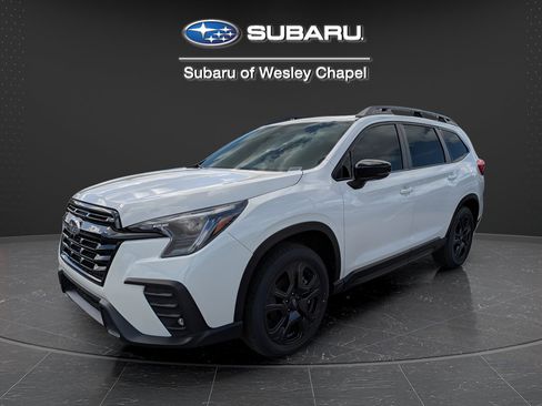 Certified 2025 Subaru Ascent Bronze Edition AWD/4WD image 9