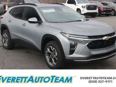 New 2026 Chevrolet Trax LT w/ Driver Confidence Package