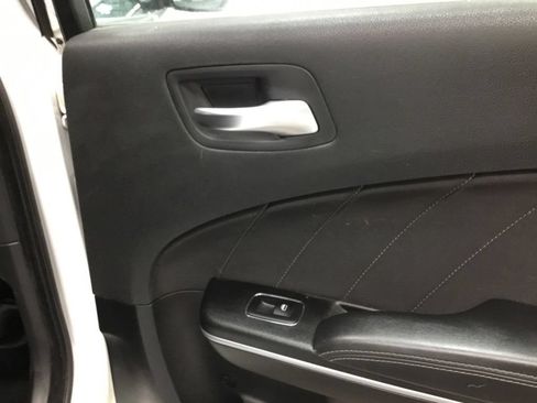 Used 2023 Dodge Charger SXT RWD image 16