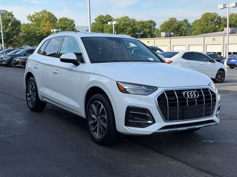 Used 2021 Audi Q5 2.0T Premium Plus w/ Premium Plus Package AWD/4WD image 7
