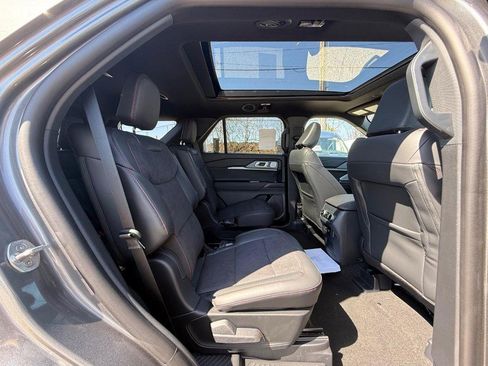 New 2026 Ford Explorer ST image 15
