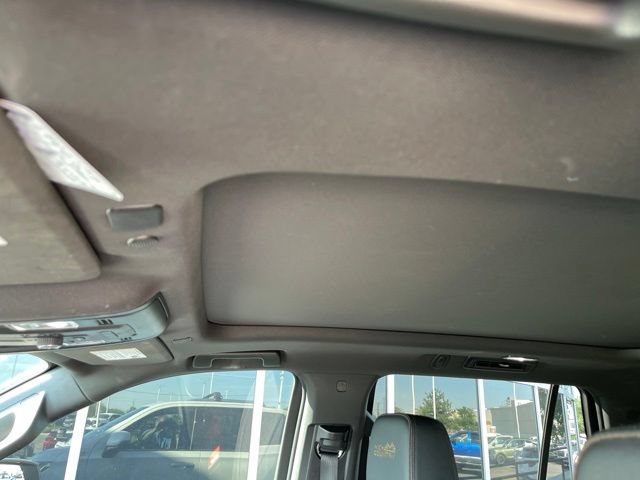Certified 2022 Chevrolet Tahoe High Country AWD/4WD image 16