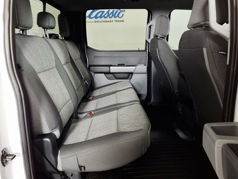 Used 2023 Ford F250 XL w/ STX Appearance Package AWD/4WD image 11