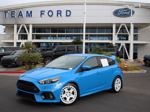 Used 2016 Ford Focus RS image 2