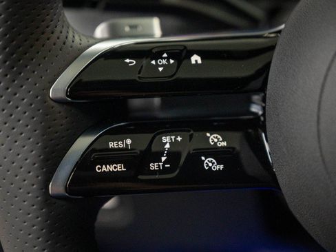 New 2026 Mercedes-Benz C 300 4MATIC Sedan image 21