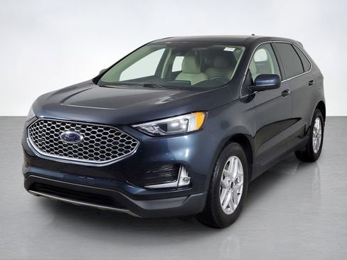 Used 2023 Ford Edge SEL w/ Convenience Package image 7