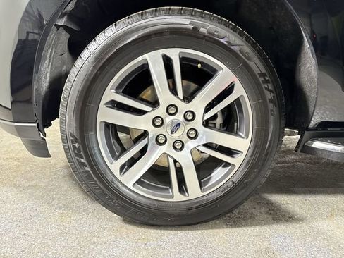 Used 2022 Ford Expedition Max XLT image 6