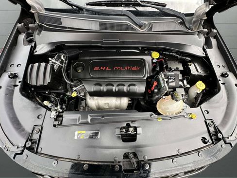 Used 2018 Jeep Compass Latitude w/ Popular Equipment Group image 25