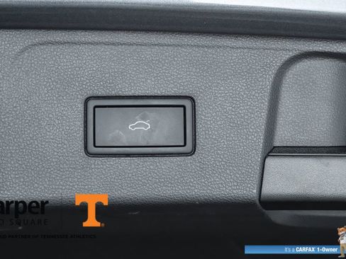 Used 2024 Volkswagen Atlas SEL Premium R-Line AWD/4WD image 30