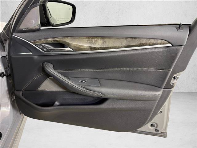 Used 2022 BMW 540i w/ Executive Package RWD image 16