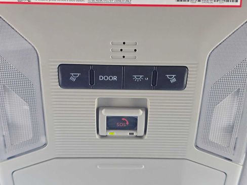 Certified 2025 Toyota RAV4 LE AWD/4WD image 30