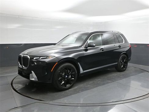 New 2026 BMW X7 xDrive40i w/ Executive Package image 1