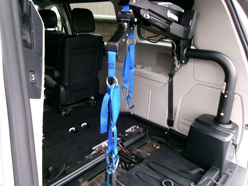 Used 2017 Dodge Grand Caravan SXT image 14