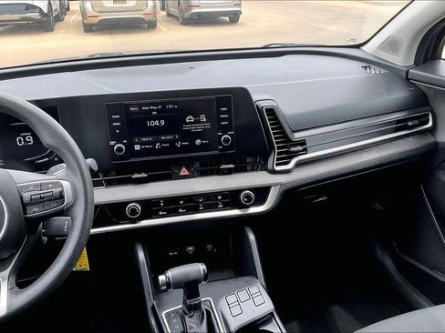 Used 2023 Kia Sportage LX AWD/4WD image 6