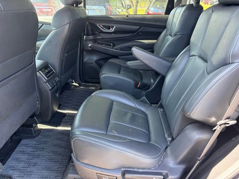 Used 2024 Subaru Ascent Limited AWD/4WD image 11