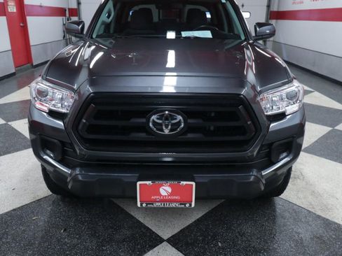 Used 2021 Toyota Tacoma SR w/ SR Convenience Package RWD image 4