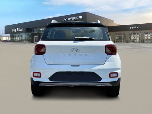 New 2025 Hyundai Venue Limited image 6