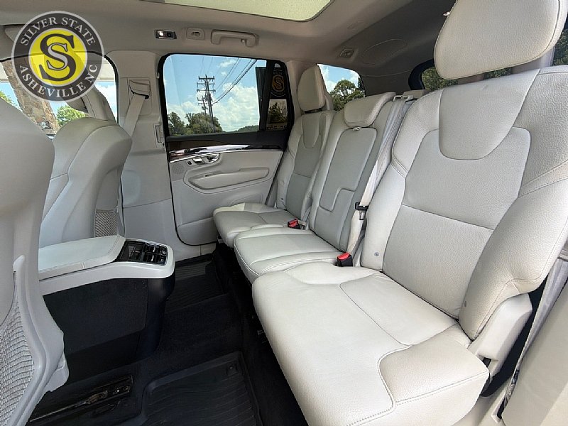 Used 2017 Volvo XC90 T6 Momentum w/ Vision Package AWD/4WD image 14