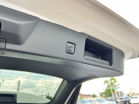 Used 2020 Ford Escape SEL FWD image 12