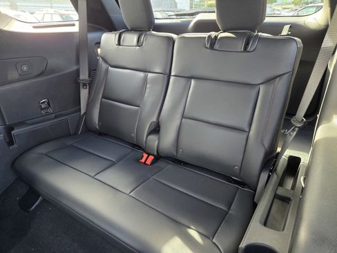 New 2026 Ford Explorer ST-Line w/ ST-Line Street Pack image 7