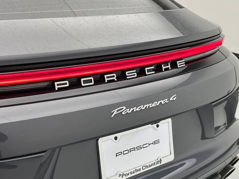 Used 2025 Porsche Panamera 4 image 38