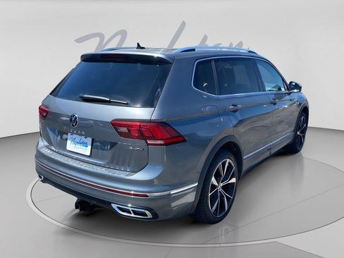 Used 2024 Volkswagen Tiguan SEL R-Line AWD/4WD image 9