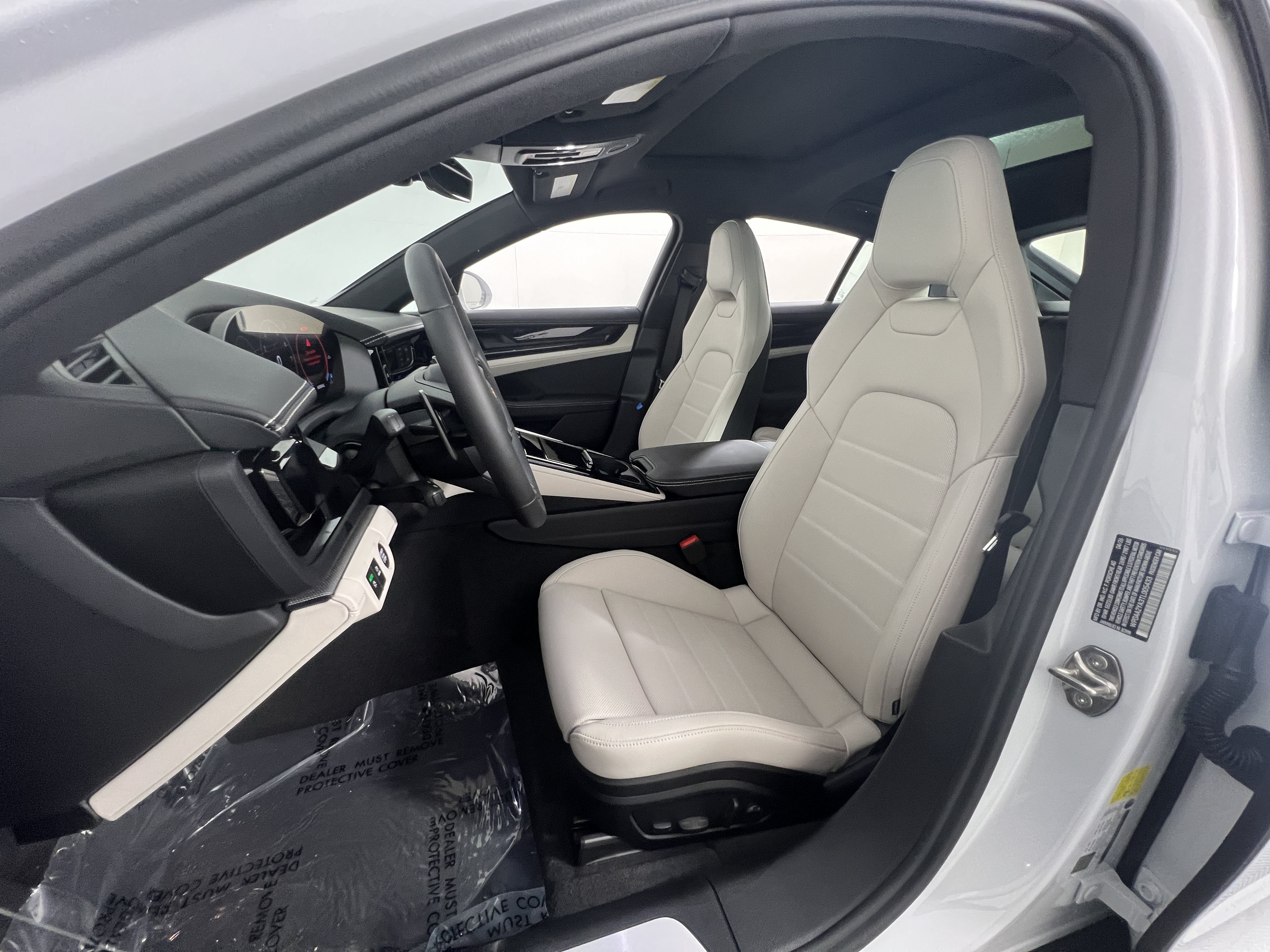 New 2026 Porsche Panamera RWD image 5