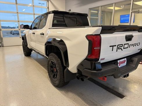 Used 2025 Toyota Tacoma TRD Pro image 8