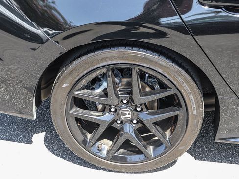 Used 2024 Honda Civic Sport image 8