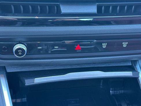 Used 2025 BMW 330i 330i image 22