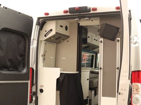 Used 2024 RAM ProMaster 3500 w/ Leather Interior Group FWD image 67