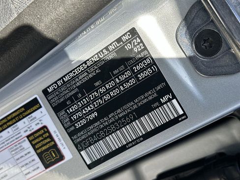 Used 2025 Mercedes-Benz GLE 450e 4MATIC image 22