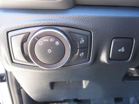 Used 2019 Ford Ranger XL w/ Equipment Group 101A Mid image 27