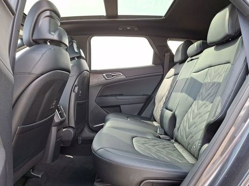 Certified 2024 Kia Sportage X-Line w/ X-Line Premium Package image 10