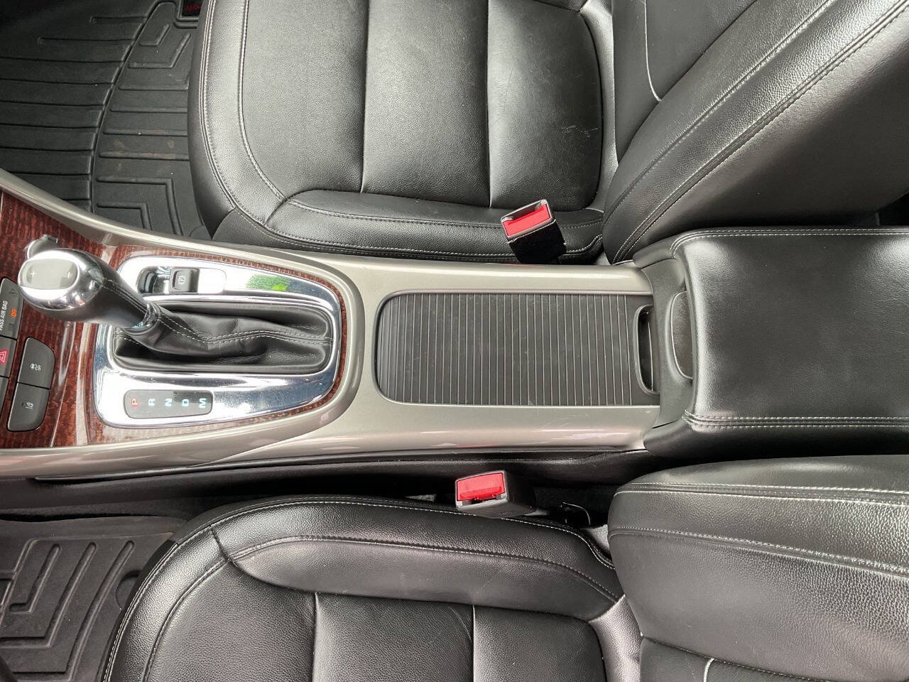 Used 2013 Chevrolet Malibu LTZ FWD image 24