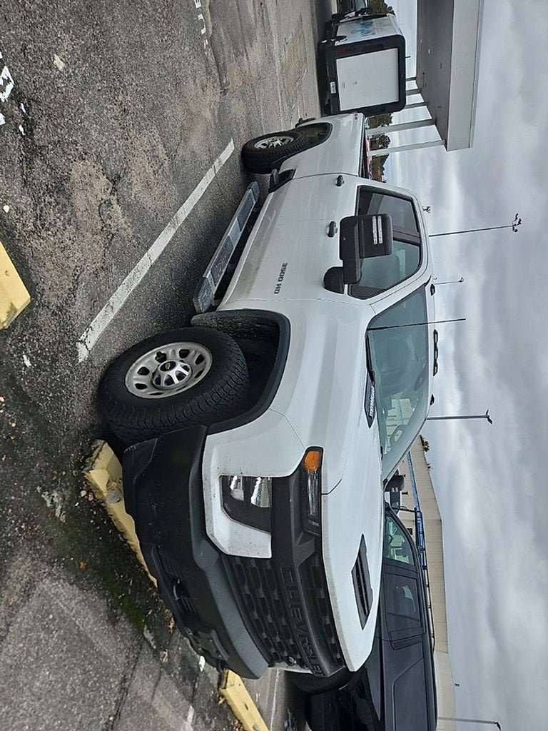 Used 2022 Chevrolet Silverado 3500 W/T w/ WT Fleet Convenience Package AWD/4WD image 2