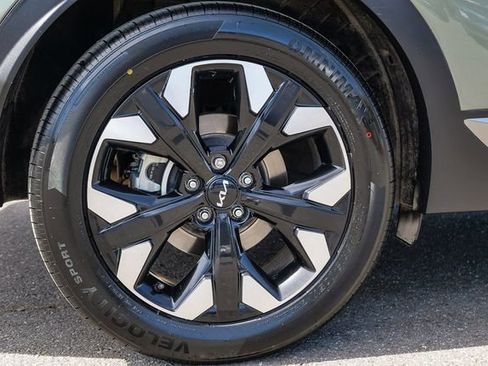 Certified 2024 Kia Sportage X-Line w/ X-Line Premium Package AWD/4WD image 9