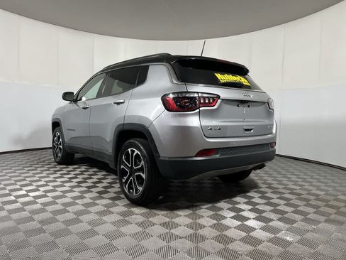 Used 2022 Jeep Compass Limited AWD/4WD image 6