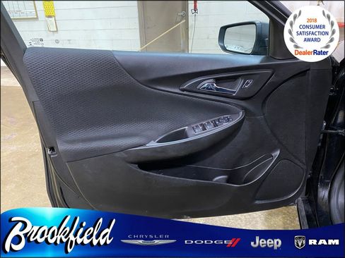 Used 2023 Chevrolet Malibu LS image 15