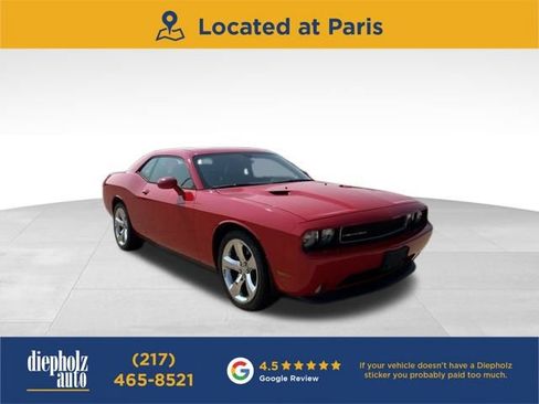 Used 2014 Dodge Challenger SXT Plus RWD image 1