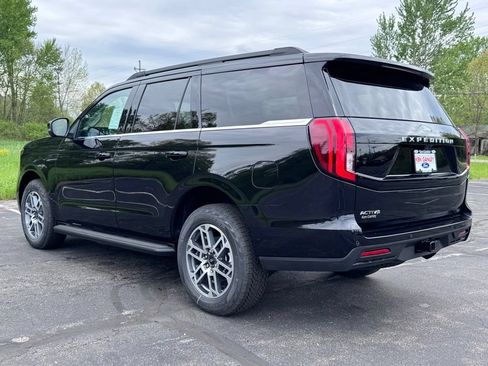 New 2026 Ford Expedition Active AWD/4WD image 13