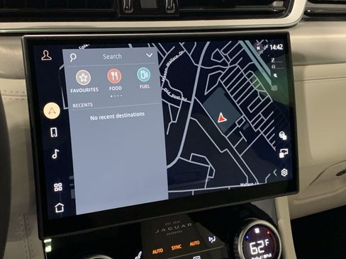 Certified 2026 Jaguar F-PACE R-Dynamic S image 19