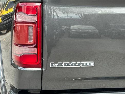 Used 2019 RAM 1500 Laramie AWD/4WD image 32