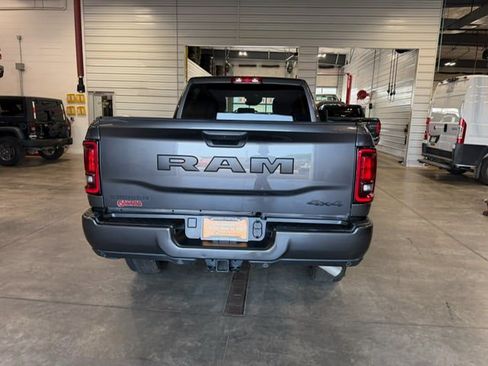 Used 2025 RAM 2500 Big Horn AWD/4WD image 12