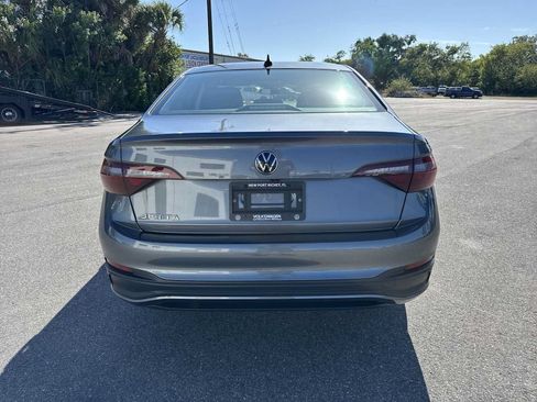 Used 2024 Volkswagen Jetta S FWD image 5