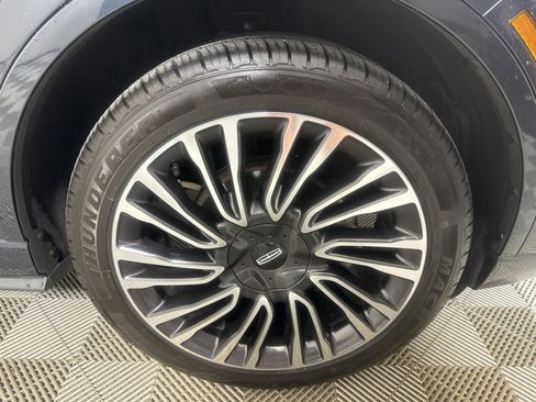 Used 2020 Lincoln Corsair Reserve w/ Equipment Group 201A AWD/4WD image 29